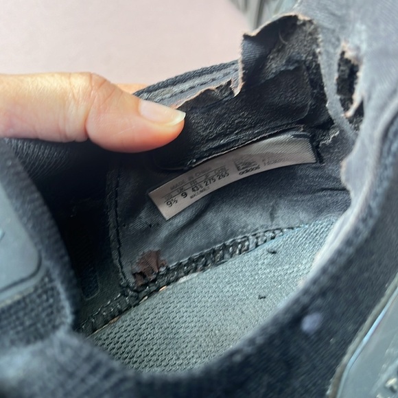 “Adidas-Mens Ultra Boost size 9.5” - Picture 10 of 12